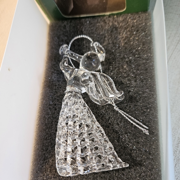 Hand Spun Glass Angel Ornament - Picture 4 of 7